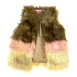 Say What? Girls Faux Fur Vest Size: 10/12